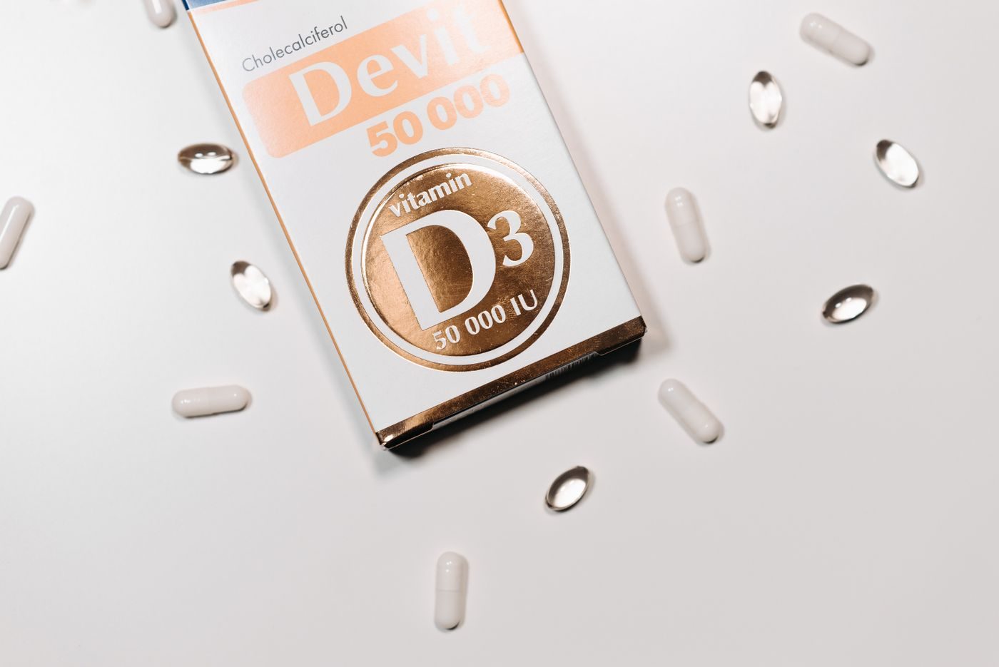 D3-vitaminos doboz és kapszulák